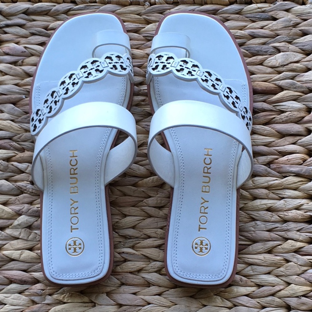 NEW Tory Burch Tiny Miller Toe Ring Leather Sandal Ivory White US 8.5 Authentic